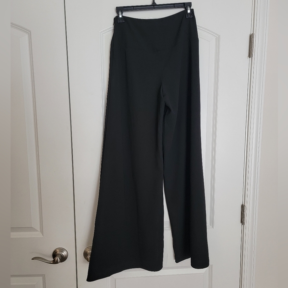 NEW! Olivaceous Wide Leg Trouser Pants High Waisted Loose Fit Size Medium - Picture 3 of 13